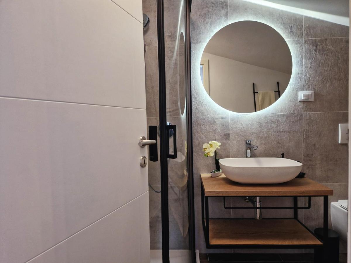 Olivea Luxury Suites 法扎纳 外观 照片