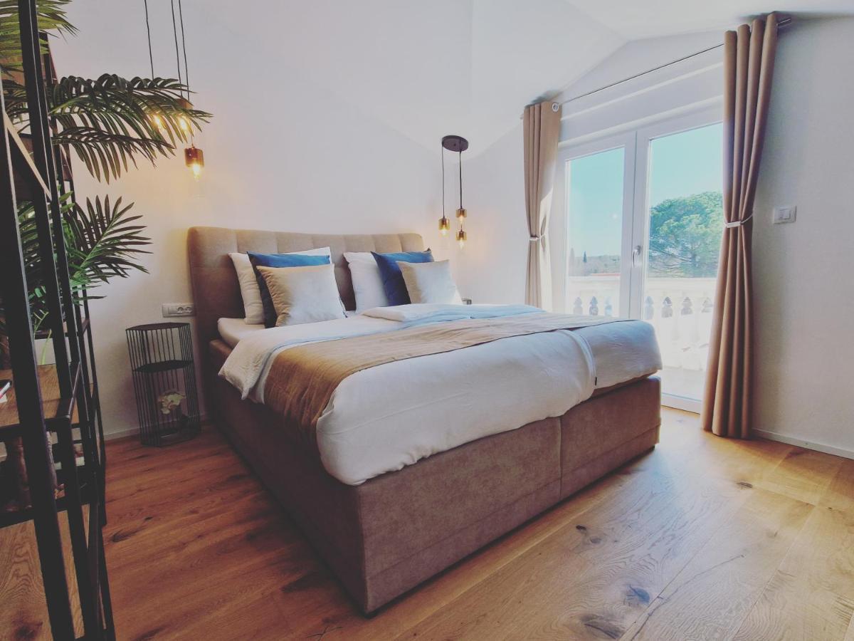 Olivea Luxury Suites 法扎纳 外观 照片