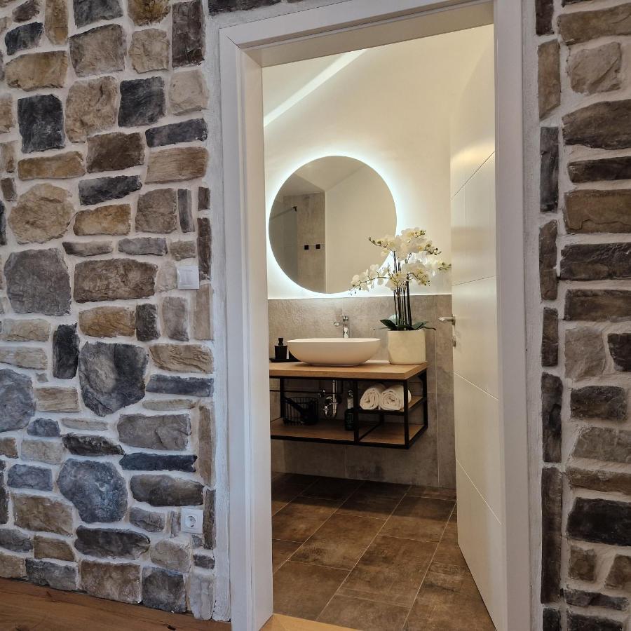 Olivea Luxury Suites 法扎纳 外观 照片