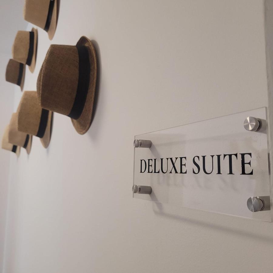 Olivea Luxury Suites 法扎纳 外观 照片