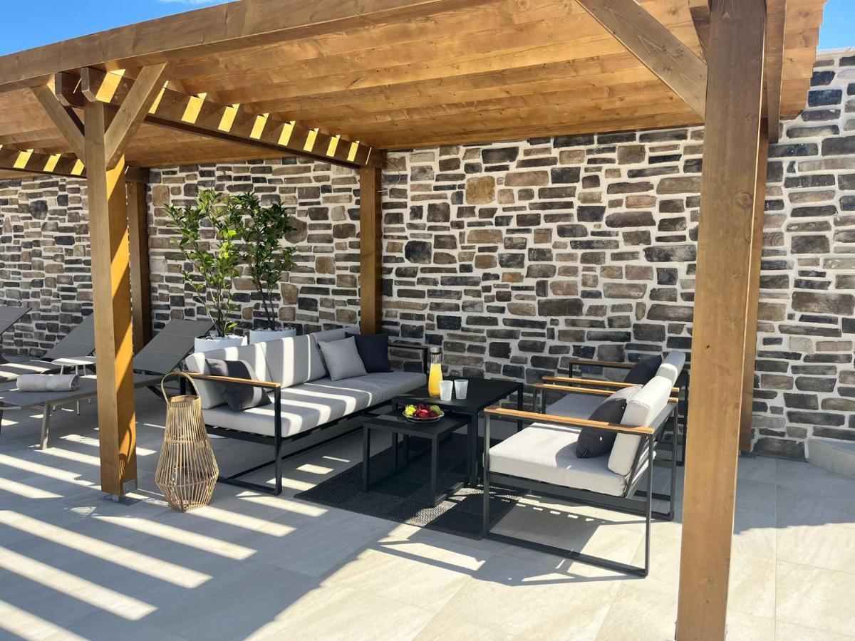Olivea Luxury Suites 法扎纳 外观 照片