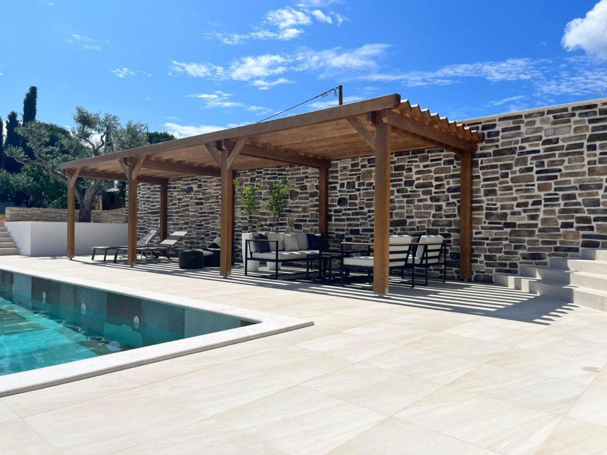 Olivea Luxury Suites 法扎纳 外观 照片