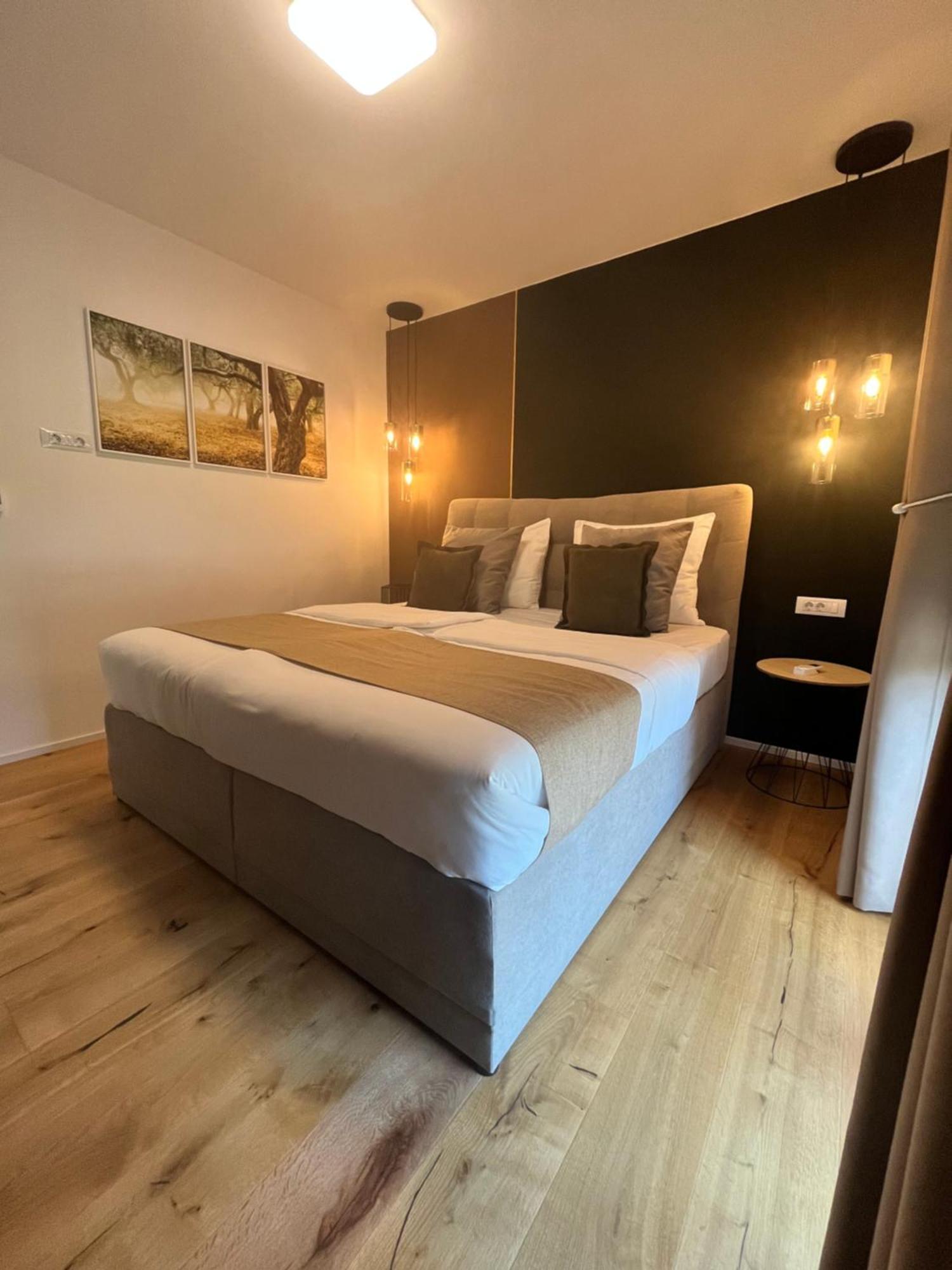 Olivea Luxury Suites 法扎纳 外观 照片