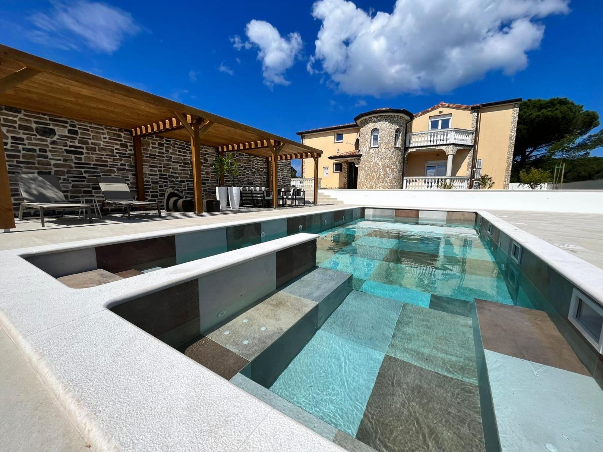 Olivea Luxury Suites 法扎纳 外观 照片