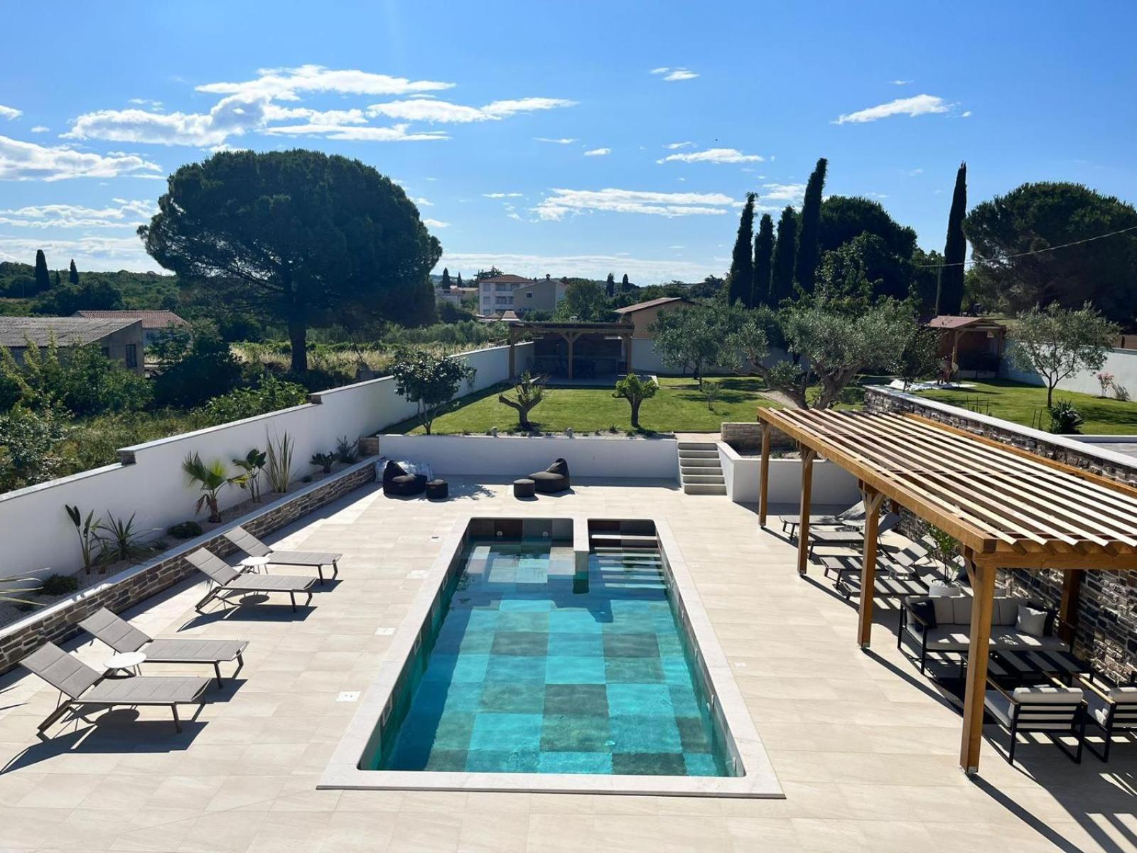 Olivea Luxury Suites 法扎纳 外观 照片